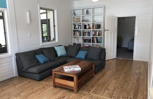 Lake Conjola House | Lake's Edge in Lake Conjola