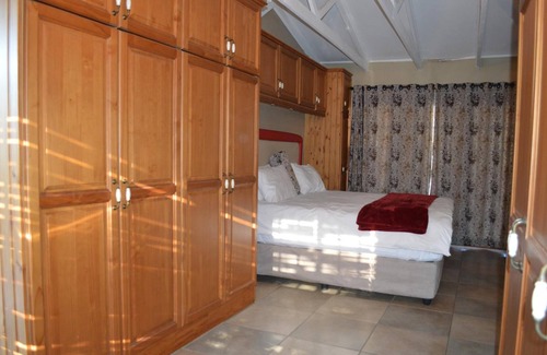 Pietermaritzburg House | Lake Sands Manor