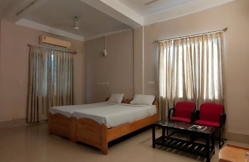 Sonamura Hotel | Lake Side Resort Neermahal