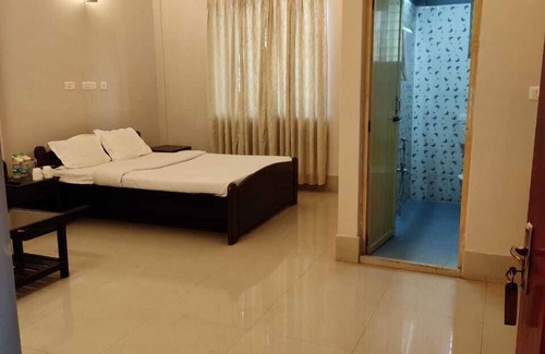 Sonamura Hotel | Lake Side Resort Neermahal