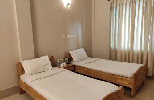 Melaghar Hotel | Lake Side Resort Neermahal