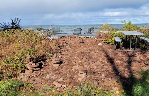 Silver City Cabin | Lake Superior Tri-level: Spacious 4bed/2ba cabin on 8 acres & Finnish sauna