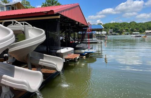 Williamstown House | Lake Therapy at The ARK | Gameroom, Hot Tub, Dock