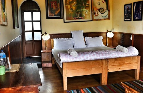 Bharatpur Hotel | Lake Twenty Thousand Farm and Retreat