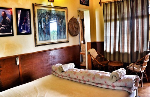 Bharatpur Hotel | Lake Twenty Thousand Farm and Retreat