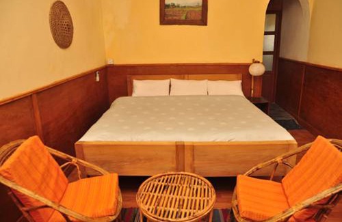 Bharatpur Hotel | Lake Twenty Thousand Farm and Retreat