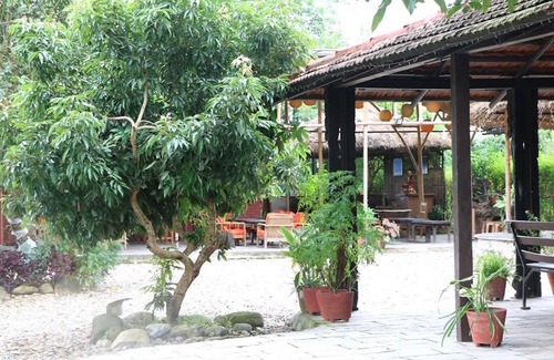 Bharatpur Hotel | Lake Twenty Thousand Farm and Retreat