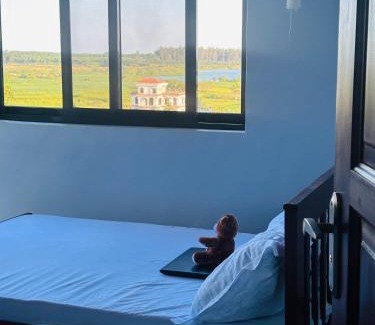 Nakaseke Apartment | Lake view 2bedrooms 3 balconies WIFI Netflix 2bathroom 5mnts walk to the lake
