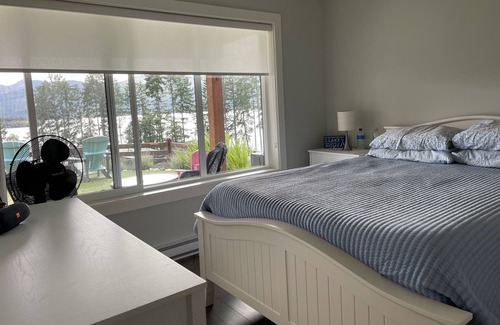 Youbou Cottage | Lake view home in resort community. Beach, pool and more!