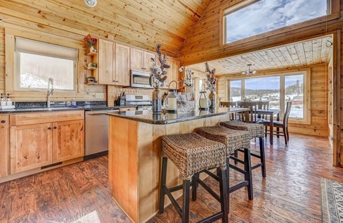 Spring Valley House | Lake View Mountain Ventures at Trout N'About
