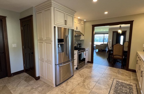 Erie House | Lake View Ranch