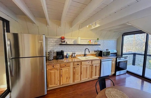 Burkesville Cabin | ~lAkeframe~Last Days of Summer on DHL-Boat Slip@sulphur crk<1mi water!