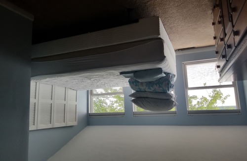 Edwardsburg Cottage | Lakefront 13 Miles from Notre Dame