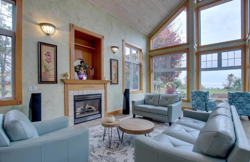 Algoma House | Lakefront Algoma Home with Deck, Grill and Fireplace
