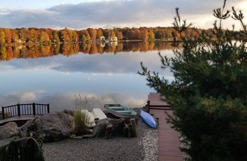 Tobyhanna House | LAKEFRONT,BBQ,10KAYAKS,VACATION,2SUP,gateway,enjoy&relax,RowBoat,Fish