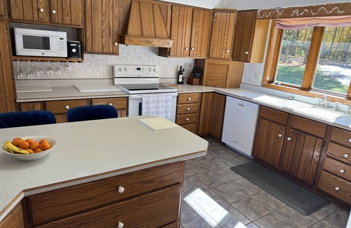 Brainerd Cabin | Lakefront Cabin in the Woods with EV charger