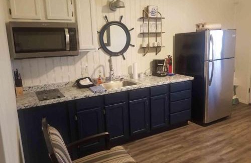 Mead House | Lakefront Cabin - Knotts Landing - 16