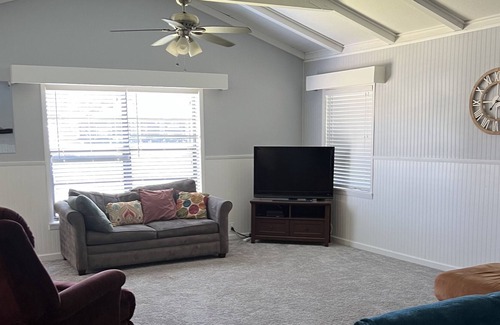 Lake Padgett Estates Cottage | Lakefront cottage with dock