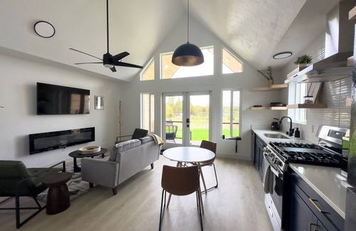 Wasilla Cottage | Lakefront Cottage with Sauna- #2 Coho