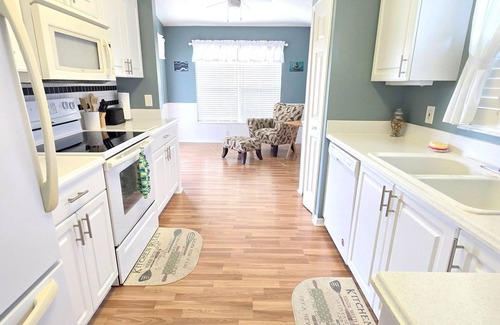 Vero Beach House | Lakefront Florida Home in 55+ community