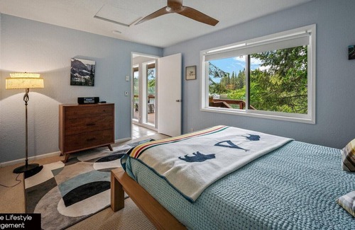 Hayden House | Lakefront Fun On Hayden Lake! Sleeps 12 on Quiet Bay wWater Toys & So Much More