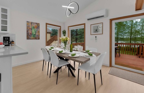 Tobyhanna House | Lakefront | High End | AC | Pool Table | Kayaks