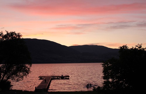 Okanagan-Similkameen House | Lakefront home on Skaha Lake with private dock.