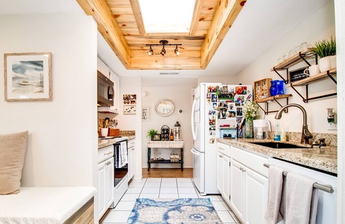 Dobson Ranch House | Lakefront Paradise in Great Mesa Neighborhood!