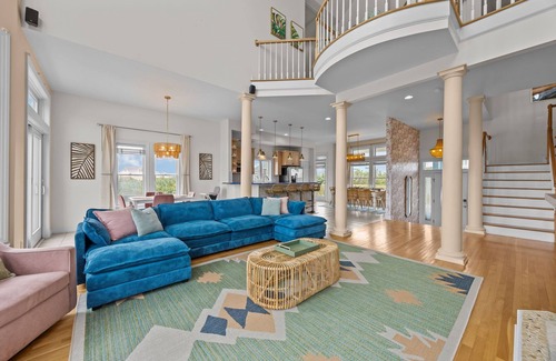 Avon House | Lakefront - Pet Friendly - Arcade - Walk to Beach - Pool/Hot Tub