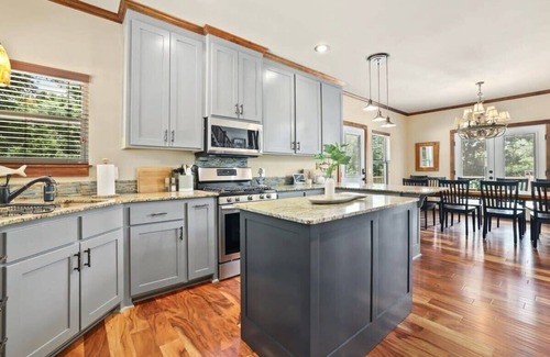 Springdale House | Lakefront Retreat - Hot Tub & Game Room