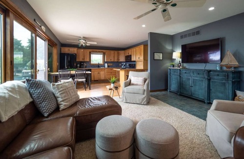 Rapid City Cottage | Lakefront Retreat on Torch Lake Sandbar