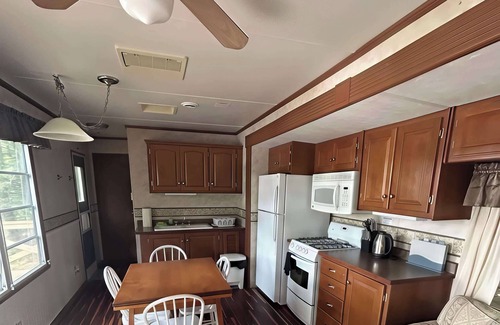 Parry Sound House | Lakefront RV Cottage in Parry Sound #3