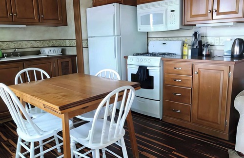 Parry Sound House | Lakefront RV Cottage in Parry Sound #3