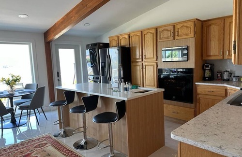 Okanagan-Similkameen House | Lakefront suite