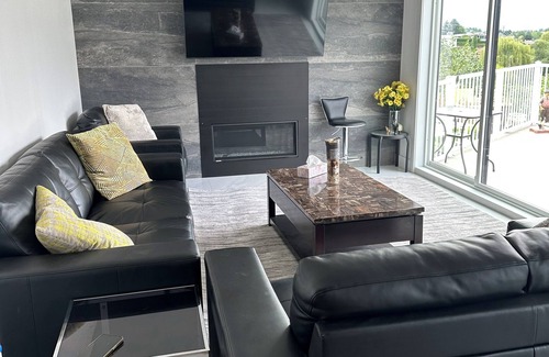 Okanagan-Similkameen House | Lakefront suite