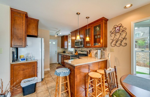 Troutman House | Lakefront Troutman Home w/Private Dock & Slip!