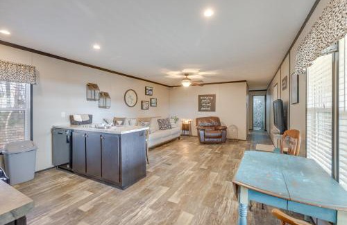 Wetumpka House | Lakefront Wetumpka Escape with Furnished Deck!