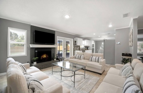 Lakeland House | Lakeland Highlands Hideaway - 3BR LKLD Pool Home