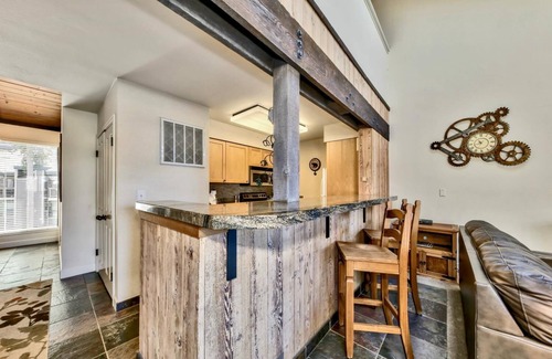 South Lake Tahoe House | Lakeland Village #462 - Pine Peak Paradise 2.5BR