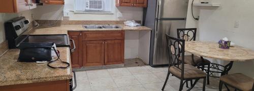 Lake Worth House | LakeOsbornePearlfrom49dollarsDayly4BedPers
