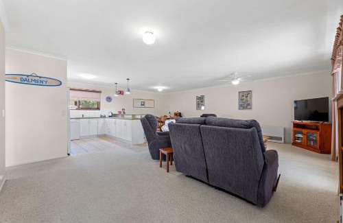 Dalmeny Apartment | Lakesea Unit on Mort