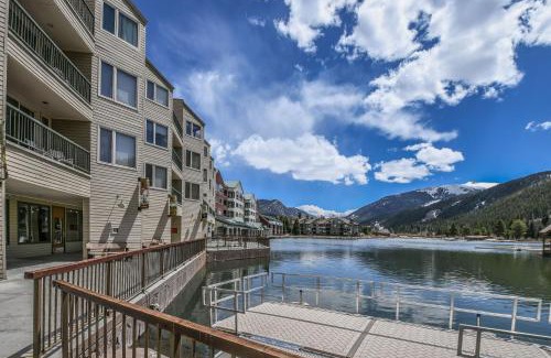 Lakeside Village House | Lakeside 1495 by SummitCove Lodging