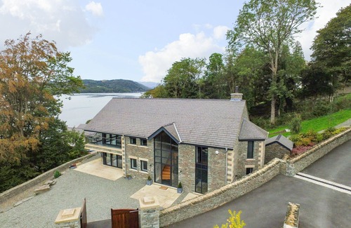 Windermere Cottage | LAKESIDE AT LOUPER WEIR, family friendly in Bowness-On-Windermere