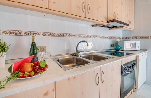 Alcudia House | Lakeside Escape Alcudia