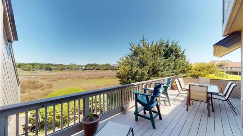 Litchfield by the Sea Villa | Lakeside Retreat Spacious 3BR 2BA Resort Amenities
