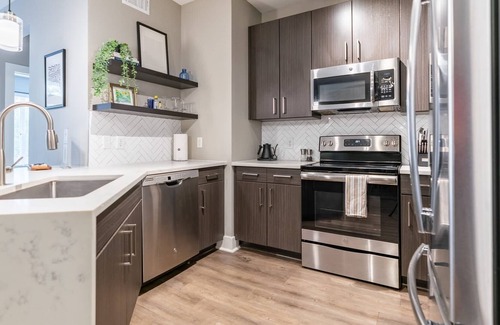 Riverside Apartment | Lakeside South Shore - 2 Bedroom with Lake Access