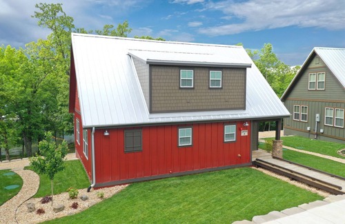 Kimberling City Cabin | Lakeside, Table Rock Lake views, Family Getaway