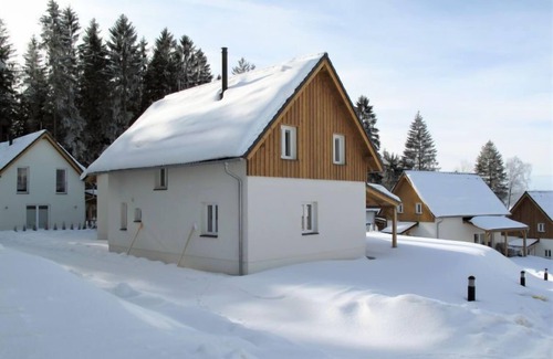 Lojzova Paseka House | Lakeside Village 13 (+ sauna) by Interhome