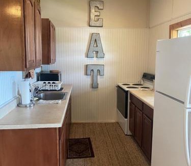 Shell Knob House | Lakeview Cabin, 2 min walk to lake, trailer parking