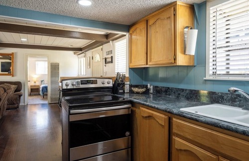 Wishon House | Lakeview Home Retreat with Boat slip/RV carport & Game Room/Dog Friendly!